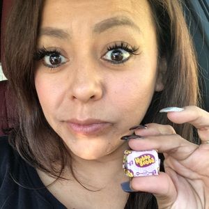 Meet your Posher, Sylvia